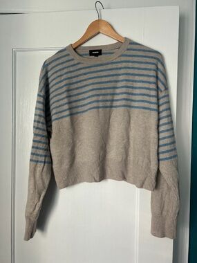 Monrow Wool and Cashmere Beige Crewneck Sweater with Light Blue Stripes